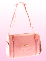 Olivia Pet Carrier - A fabulous bag to carry your pet in style this season! As well as being your own perfect accessory, this bag is also a very stylish, yet practical pet carrier. Unlike ordinary bags, the Olivia Pet Carrier is specifically designed to be a pet carrier, and can be used in several ways to make your pet'...