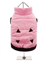 Pink Quilted Bodywarmer - Practical and fashionable in girly pink trimmed with a dark brown elasticised ribbed hem for a nice neat fit. The soft fleece lining will certainly keep your pup snug and warm.